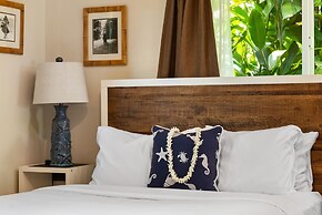 International Colony Club 22