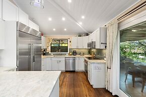 International Colony Club 22