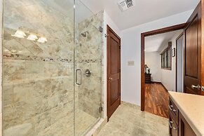 International Colony Club 23