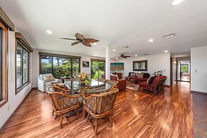 International Colony Club 23