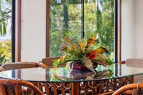 International Colony Club 23