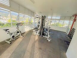 City View New Kingston Apartment w/ Pool