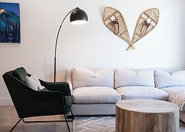 Rustic Retreat by Revelstoke Vacations