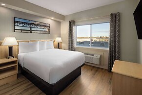 Baymont By Wyndham West Edmonton