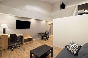 Baymont By Wyndham West Edmonton