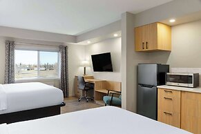 Baymont By Wyndham West Edmonton