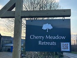 Cozy Hut Retreat in Umberleigh/fire pit