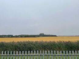 Pet Friendly - Caravan Park Skegness 4 Bed