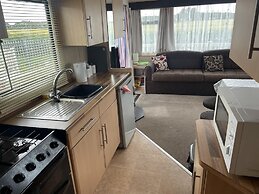 Pet Friendly - Caravan Park Skegness 4 Bed