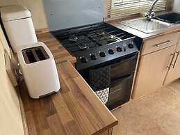 Pet Friendly - Caravan Park Skegness 4 Bed
