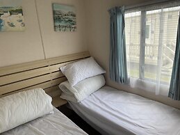 Pet Friendly - Caravan Park Skegness 4 Bed