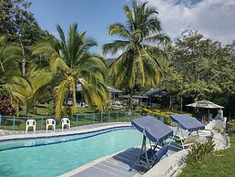 HOTEL CAMPESTRE EL SALITRE