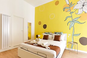 Santa Patrizia a Chiaia Apartment - Terra