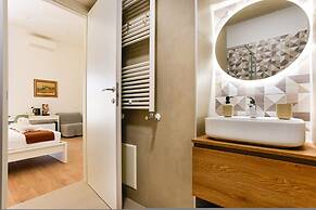 Santa Patrizia a Chiaia Apartment - Terra