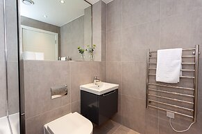Modern Apartment in Manchester, Sleep 4