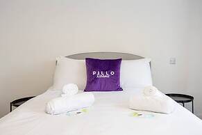 Spacious House With Parking Near Heaton Park