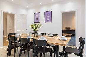 Spacious House With Parking Near Heaton Park