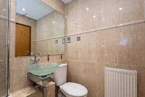 Cosy Spacious Duplex Apartment Near Salford Royal
