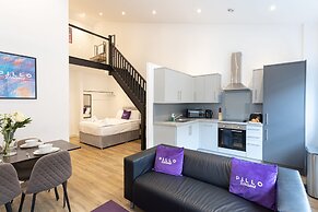 Modern Spacious Duplex in the Heart of Manchester