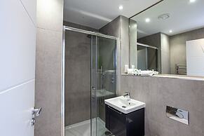 Spacious Two Bedroom Penthouse in MCR City Centre