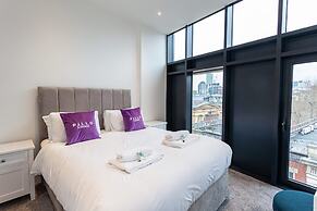 Spacious Two Bedroom Penthouse in MCR City Centre