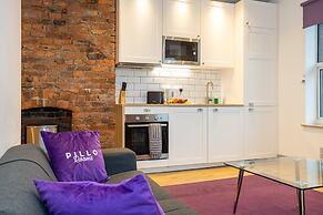 Spacious, Apartment Close to Manchester City Centre By Pillo Rooms