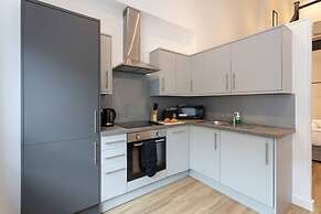 Modern and Spacious Duplex in Manchester City Centre