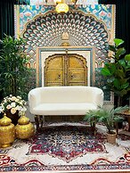 Luxury Retreat Modern Spacious 4 Bedroom Home