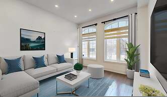 Luxury Retreat Modern Spacious 4 Bedroom Home