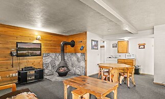 Willamette Pass Inn