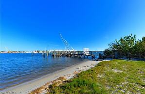 Seagrape Bay 205 in Fort Myers Beach