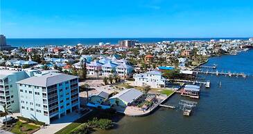 Seagrape Bay 205 in Fort Myers Beach