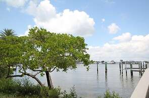 Seagrape Bay 205 in Fort Myers Beach