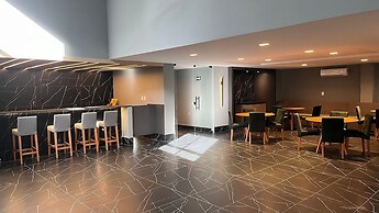 Flat Premium Legacy Suites - Cabo Branco