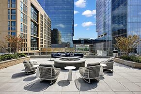 Global Luxury Suites at Town Center
