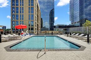 Global Luxury Suites at Town Center