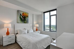 Global Luxury Suites at Town Center