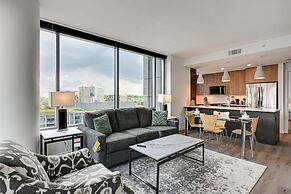 Global Luxury Suites at Town Center