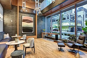 Global Luxury Suites at Town Center