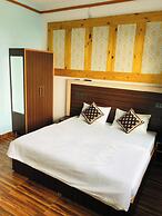 Goroomgo Paradise Inn Dharmsala