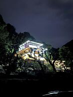 Goroomgo Paradise Inn Dharmsala