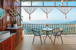 Long Hak Khao Camping Phu Chi Fa