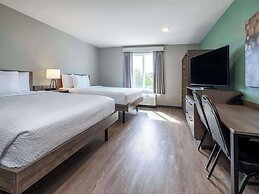 ECHO Suites Extended Stay by Wyndham Indianapolis AmeriPlex