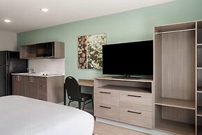 ECHO Suites Extended Stay by Wyndham Indianapolis AmeriPlex
