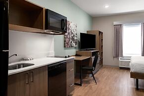 ECHO Suites Extended Stay by Wyndham Indianapolis AmeriPlex