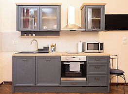 Amoret Apartments