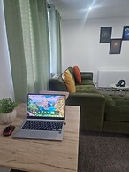 Birmingham Luxury House - Modern Retreat