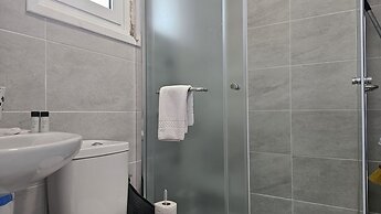 137 AN - Stay ZEA Studio