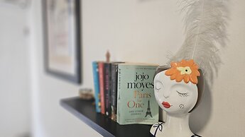 137 AN - Stay ZEA Studio