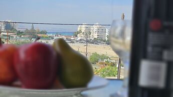 136 LCA - Stay Aquamarine Apartment